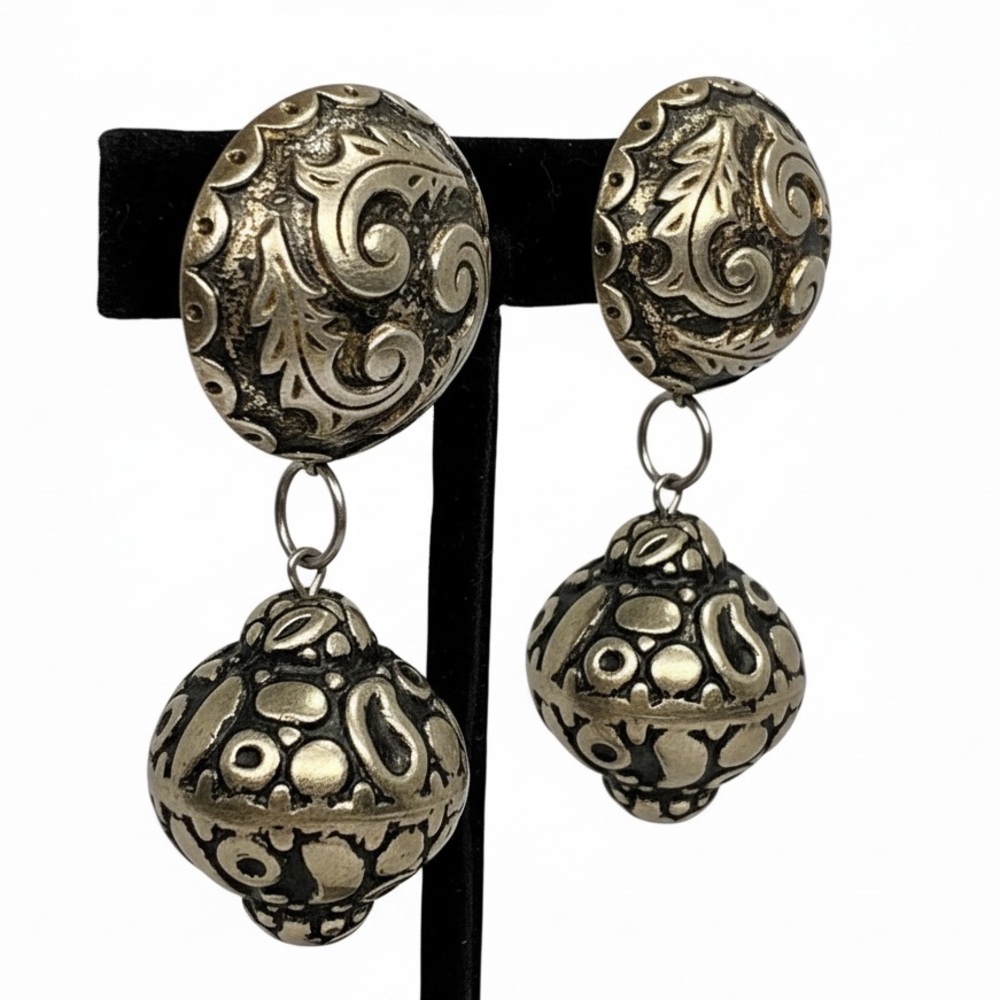Vintage Brass Repoussé Dangle Clip Earrings Baroque Scroll Dome Ball Drop - Picture 2 of 9